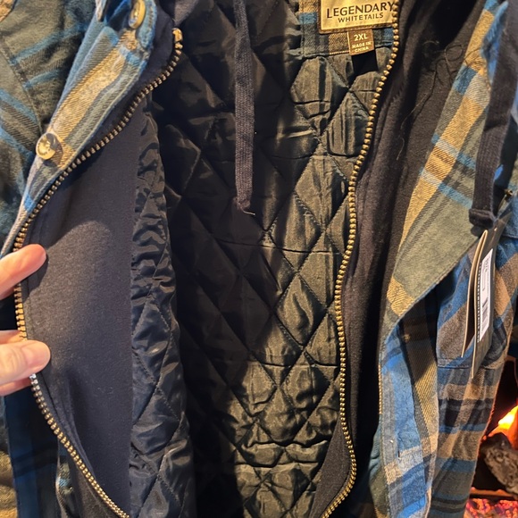 Legendary Whitetails Men's Blue Plaid Shirt Jacket NWT - Picture 8 of 8